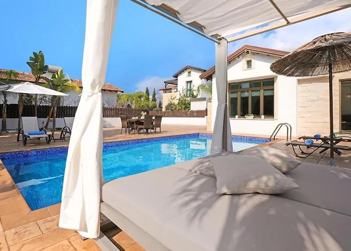 Lara - 3bed Bangalow With Large Pool *