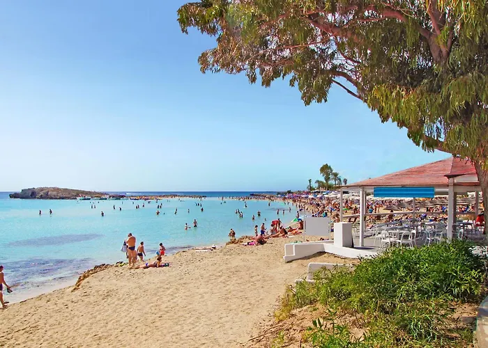 Lara - 3bed Bangalow With Large Pool *