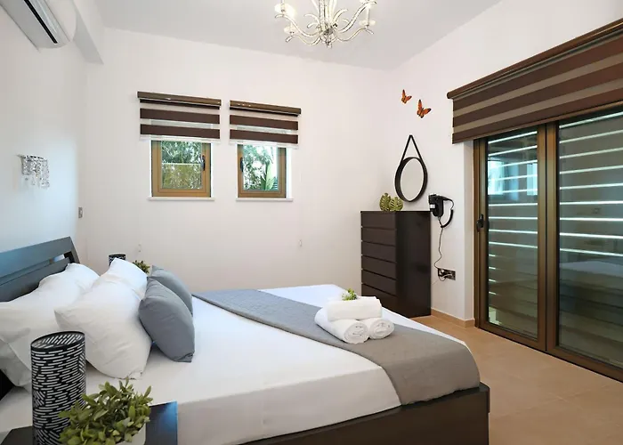 Lara - 3bed Bangalow With Large Pool Villa Agia Napa