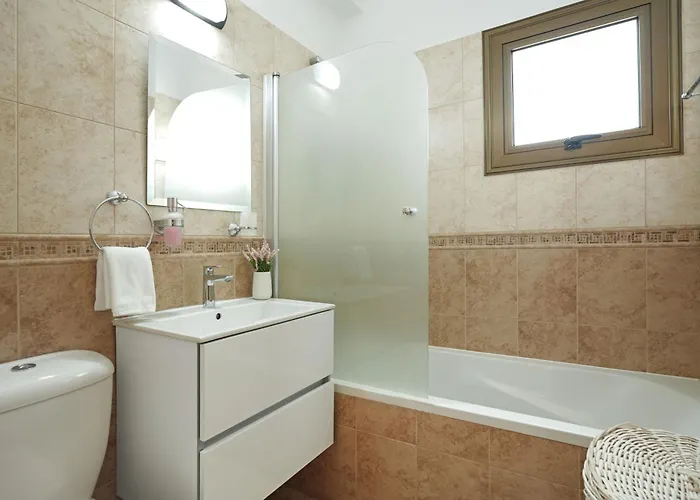 Lara - 3bed Bangalow With Large Pool * 圣纳帕