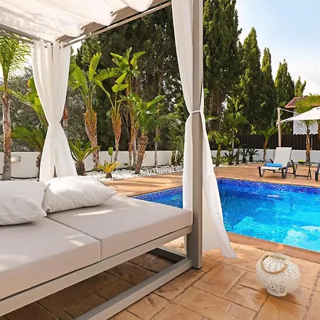 Lara - 3bed Bangalow With Large Pool Вилла *